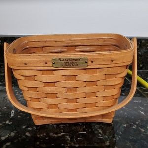 Vintage 1993 Dresden longaberger basket and liner